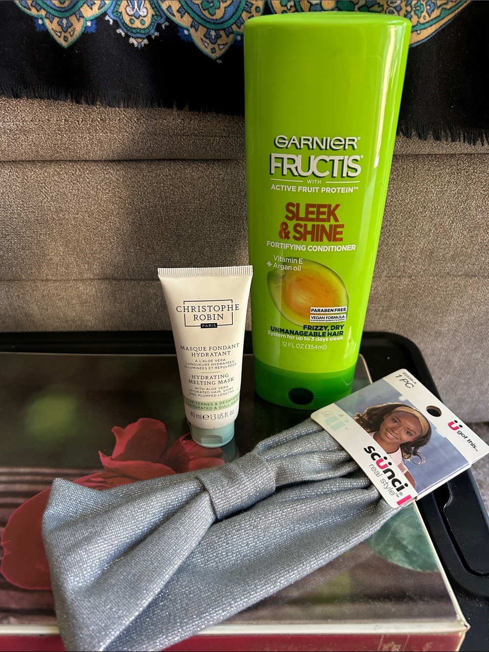 Garnier Sleek & Shine Cond - Bright Green Bottle & Christophe Robin /Scunci